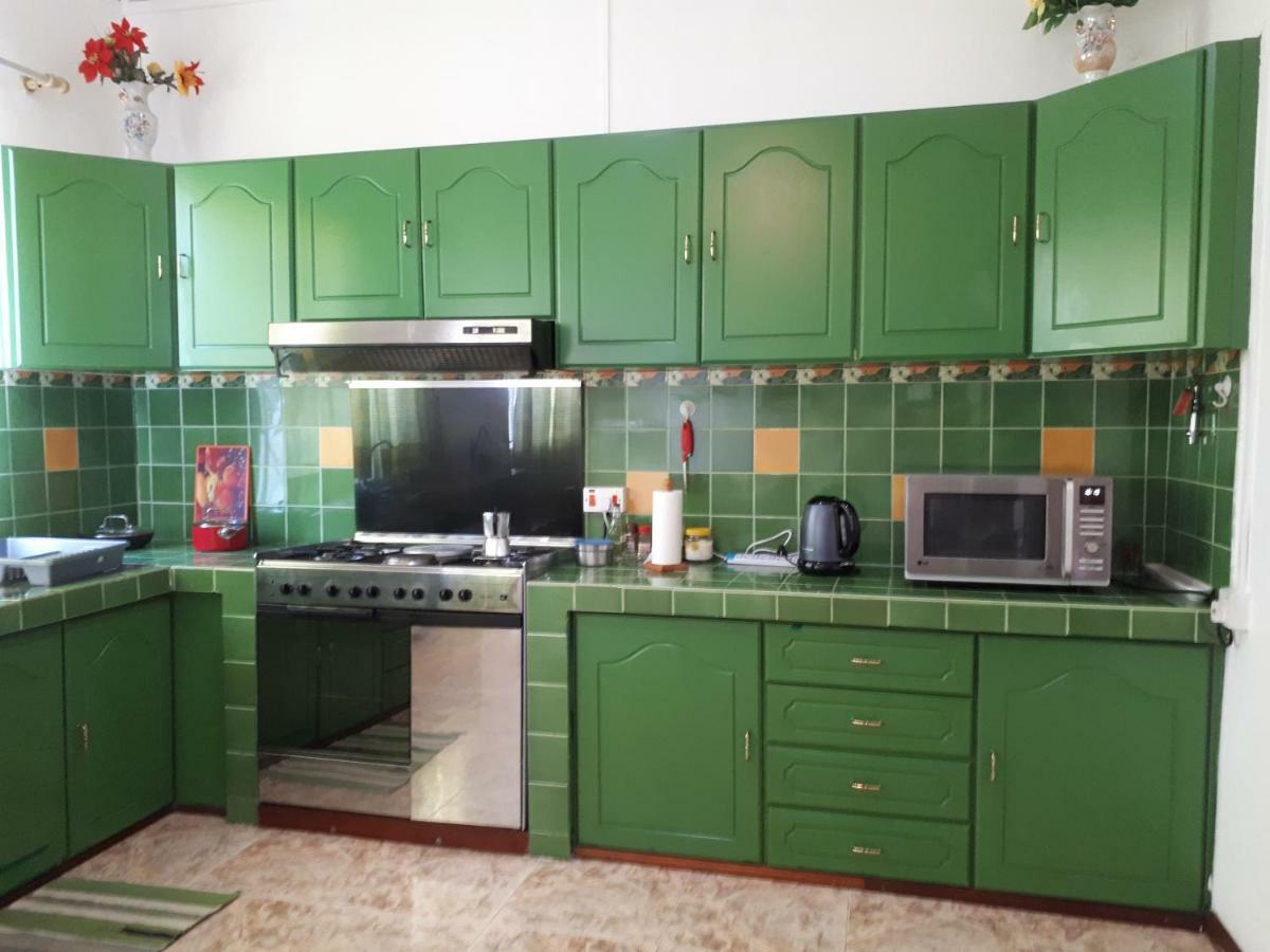 Apt In Ла-Ґулет Екстер'єр фото